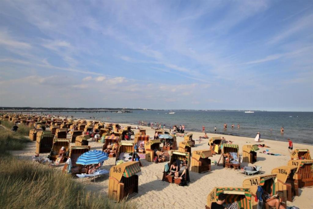 Ferienwohnung Strandhotel Scharbeutz Luaran gambar